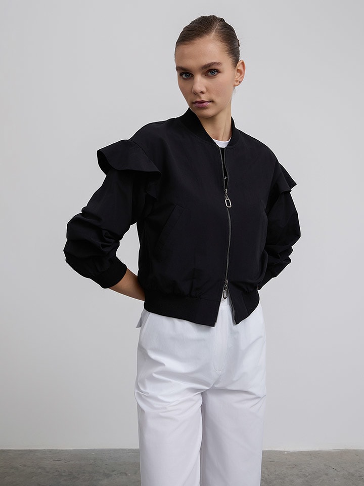 BGN Kurtka w kolorze czarnym rozmiar: 40