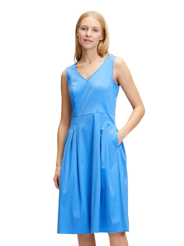 Vera Mont Sukienka w kolorze niebieskim rozmiar: 38