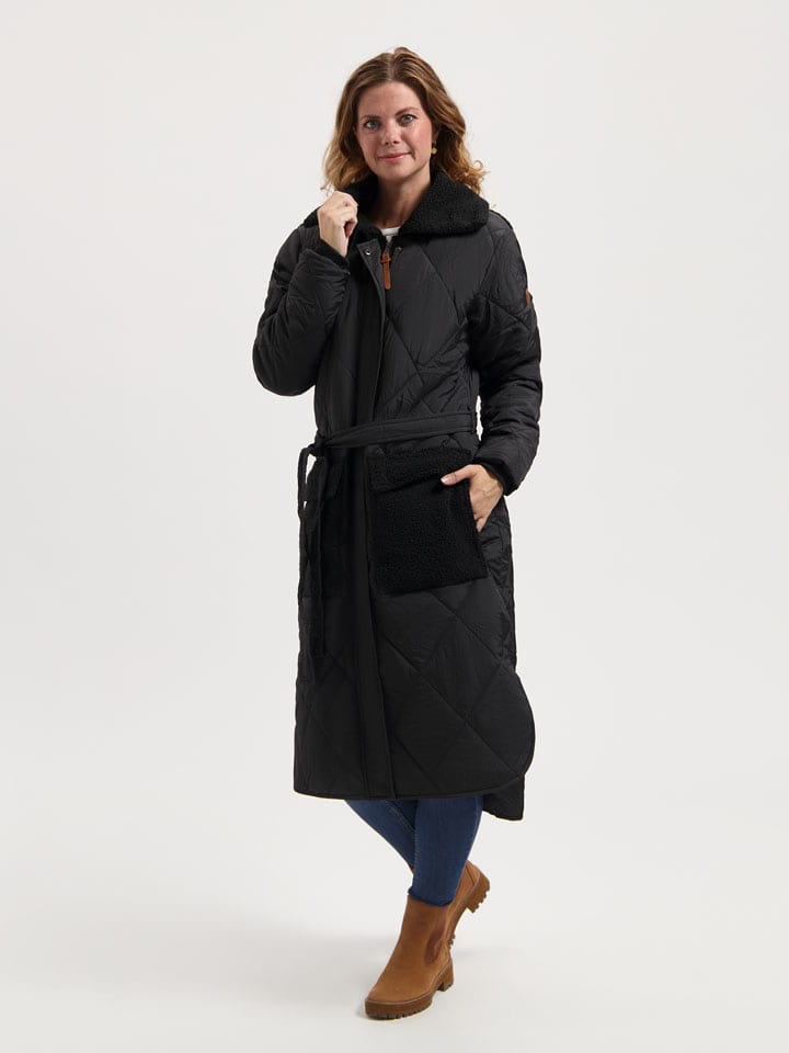 TRAVELIN' Płaszcz przejściowy w kolorze czarnym rozmiar: 3XL