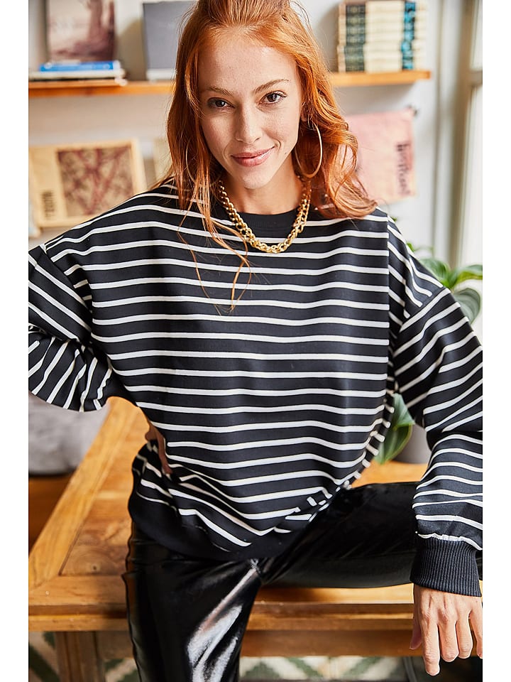 Olalook Bluza w kolorze czarnym rozmiar: S