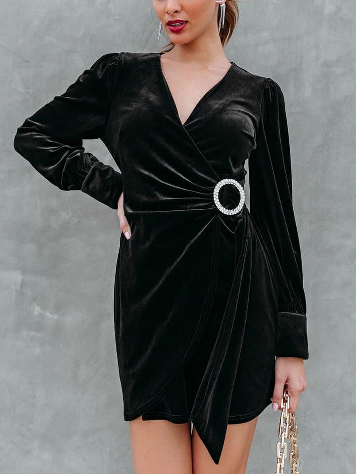 Milan Kiss Aksamitna sukienka w kolorze czarnym rozmiar: XL