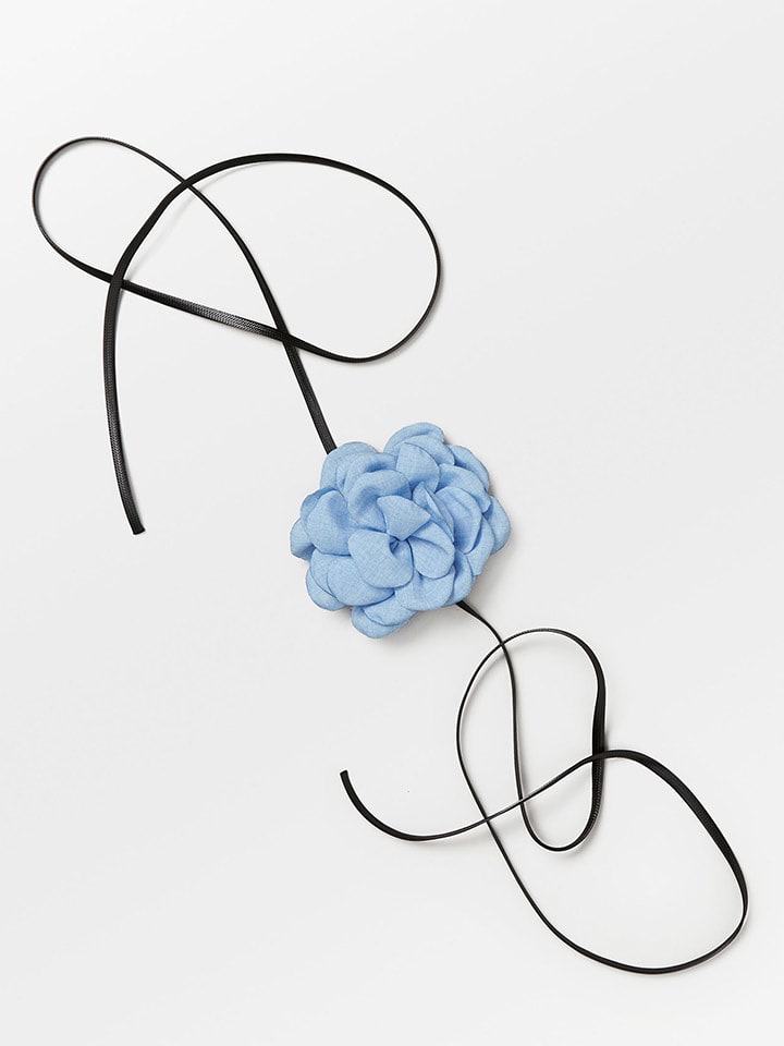 Becksöndergaard Naszyjnik "Althea Flower" w kolorze błękitnym rozmiar: onesize