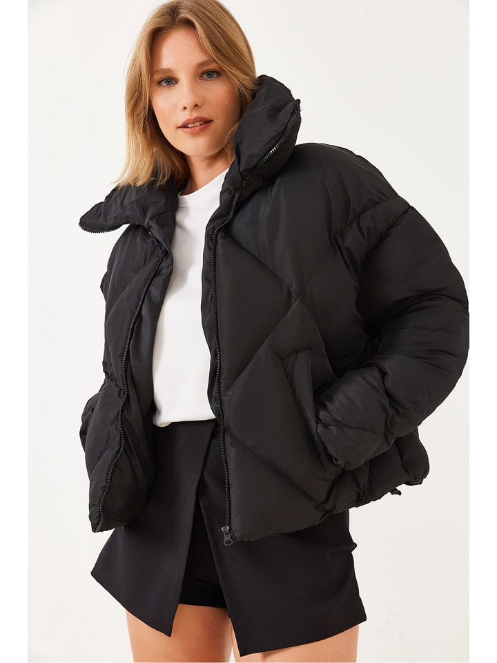 Happiness Istanbul Kurtka zimowa w kolorze czarnym rozmiar: 38