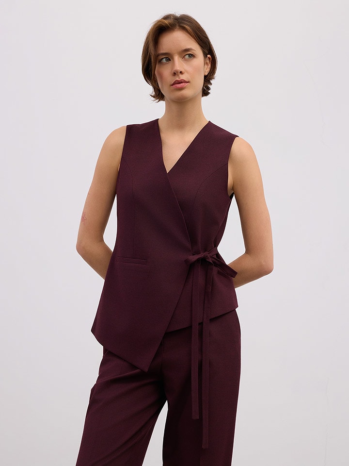 BGN Kamizelka w kolorze bordowym rozmiar: 34