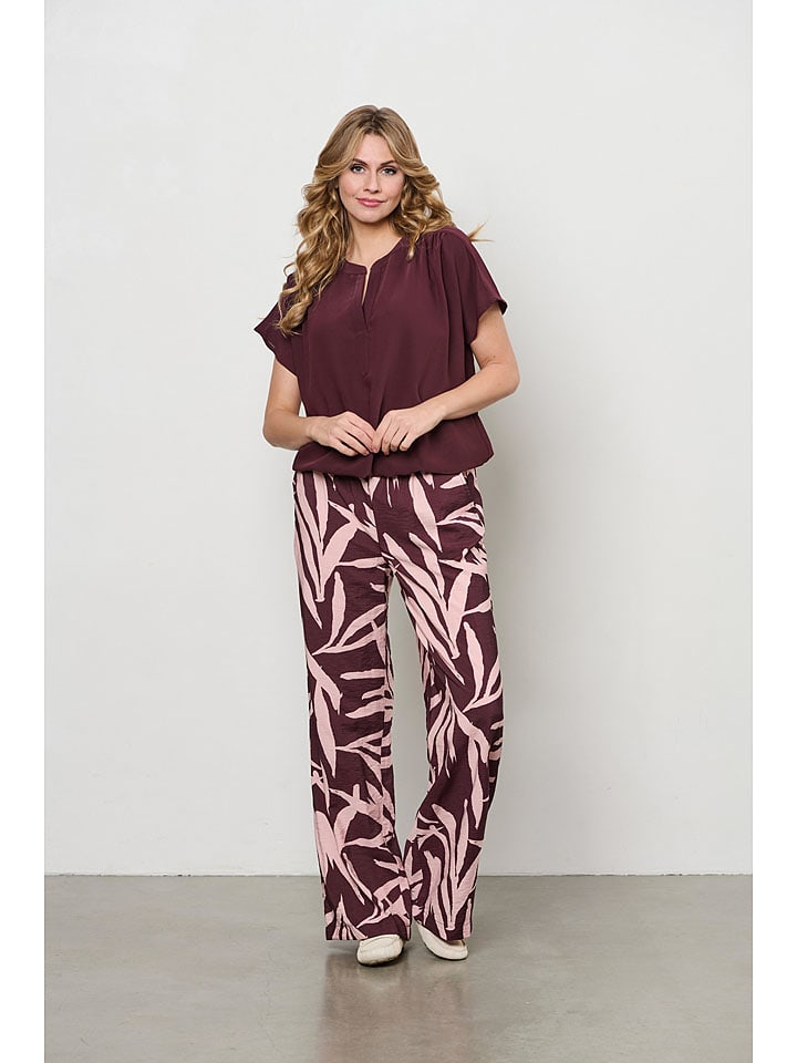 &Co Woman Spodnie w kolorze jasnoróżowo-bordowym rozmiar: 3XL