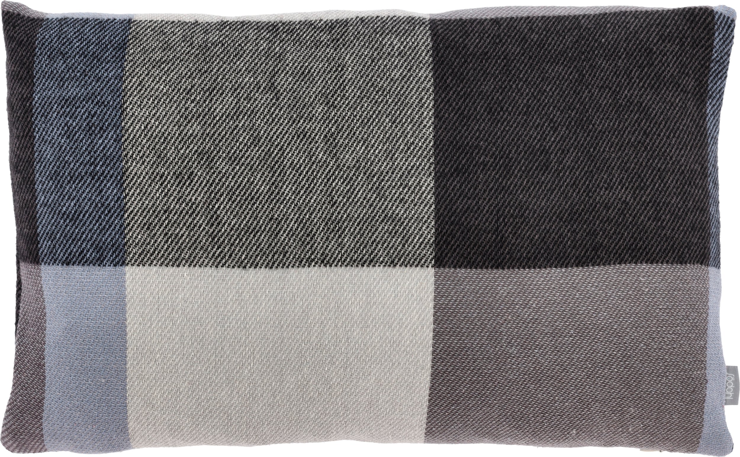 Poduszka dekoracyjna Embrace 30 x 50 cm czarno-szara