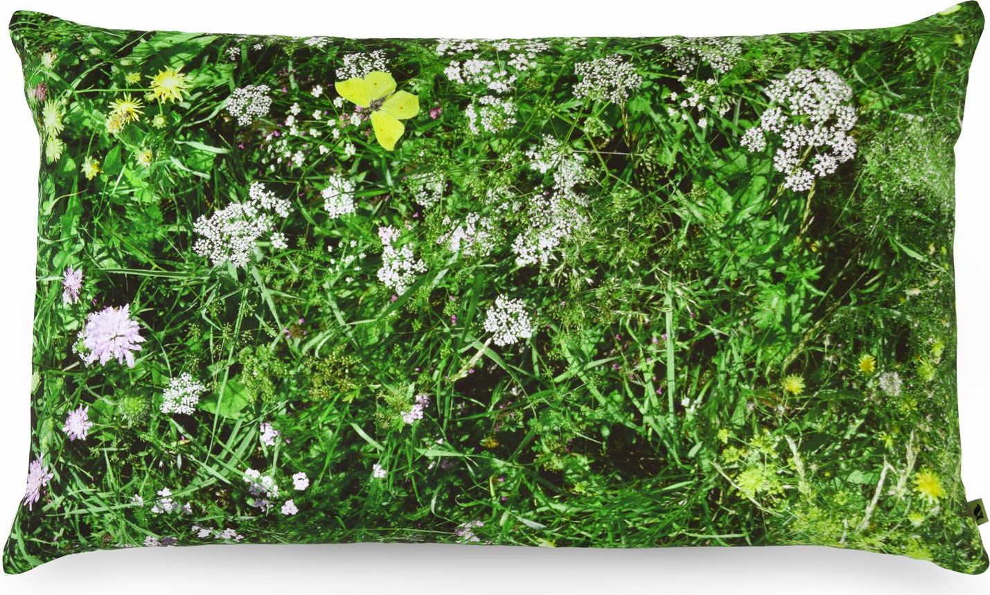 Poduszka Foonka alpejska łąka 50 x 30 cm z wypełnieniem z łusek gryki