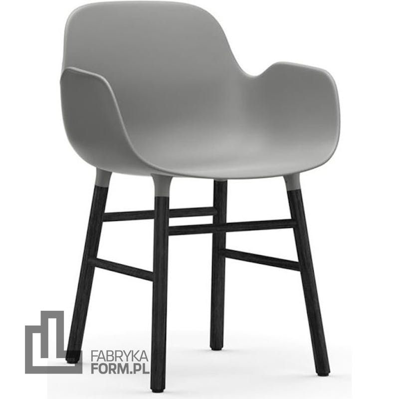 Fotel Form szary z czarną dębową ramą