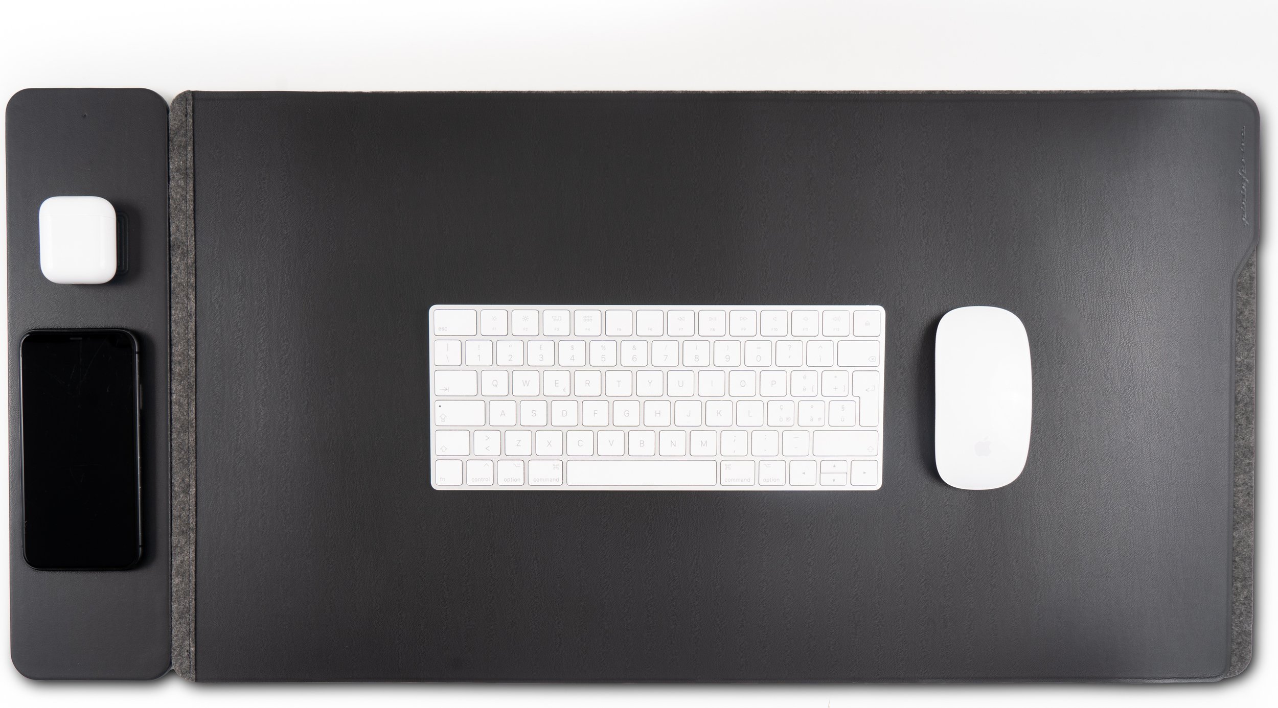 Podkładka na biurko z ładowarką Pininfarina czarna