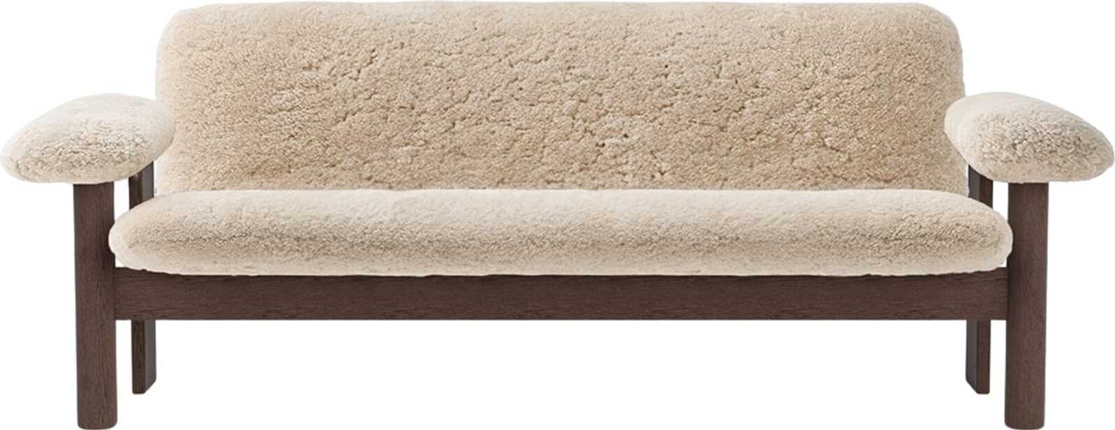 Sofa dwuosobowa Brasilia Sheepskin biała na ciemnych dębowych nogach