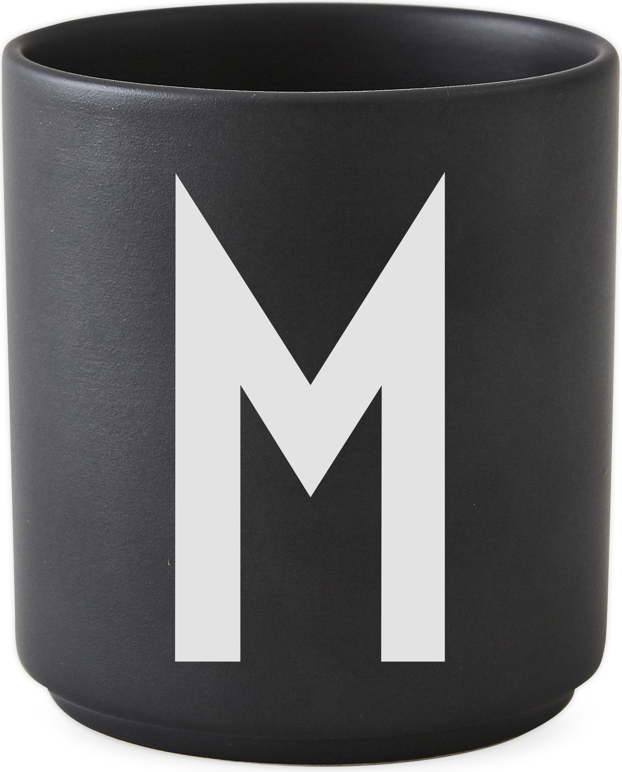 Kubek porcelanowy AJ czarny litera M