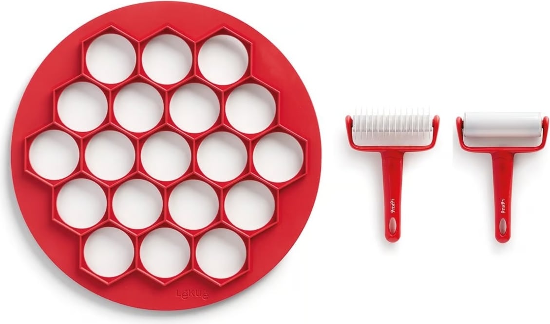 Forma do wykrawania ciasteczek Lekue czerwona z 2 wałkami