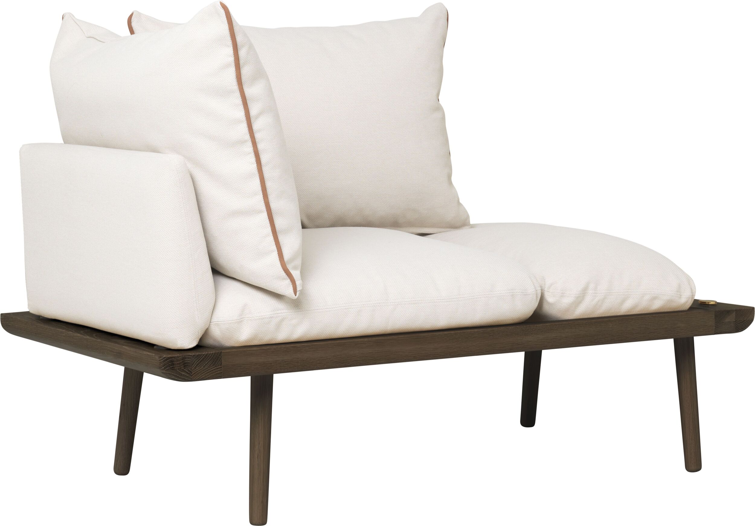 Sofa Lounge Around jasnopiaskowa na ciemnych dębowych nogach