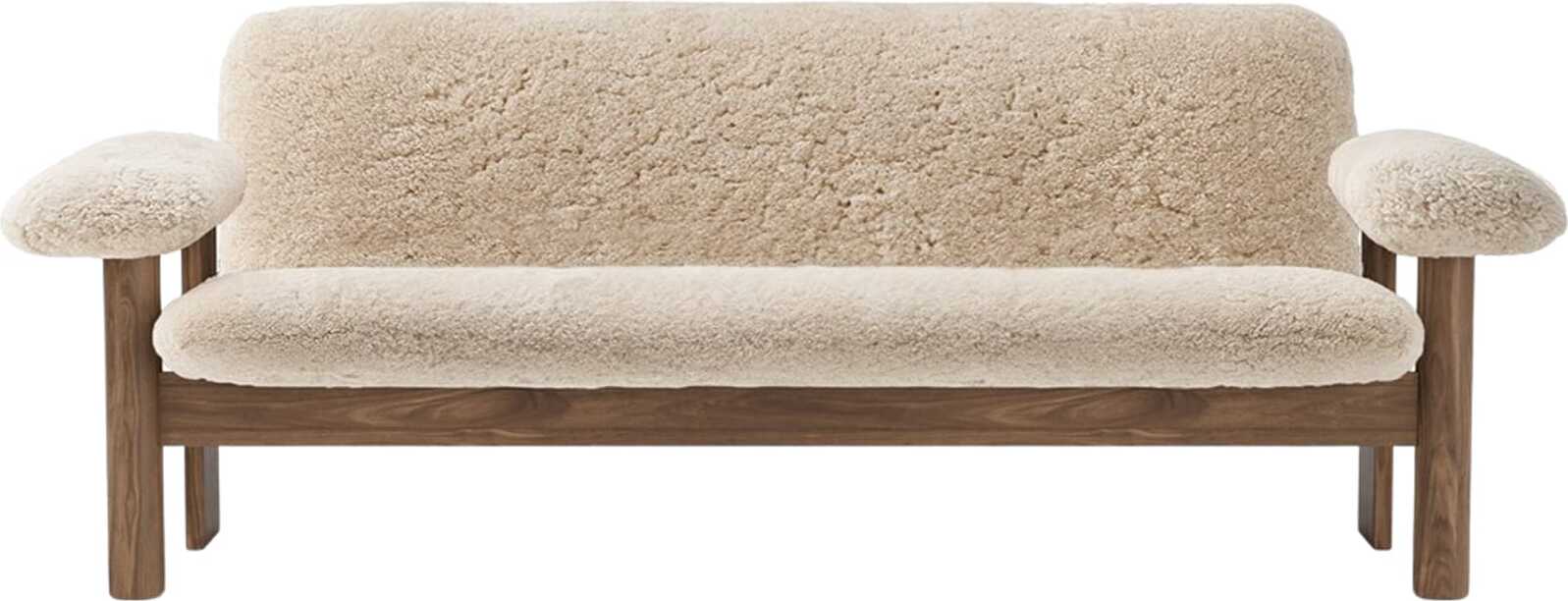 Sofa dwuosobowa Brasilia Sheepskin biała na orzechowych nogach