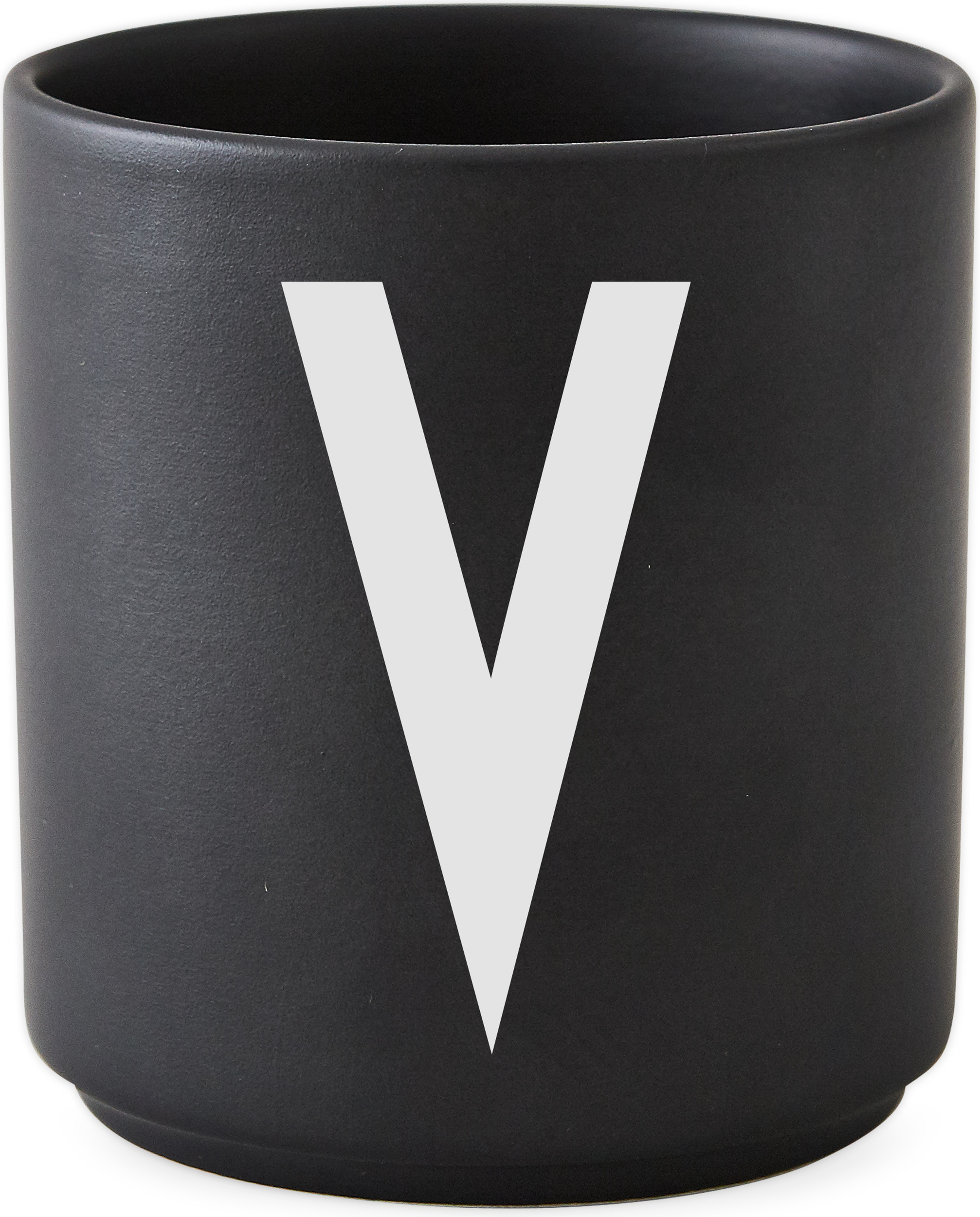 Kubek porcelanowy AJ czarny litera V