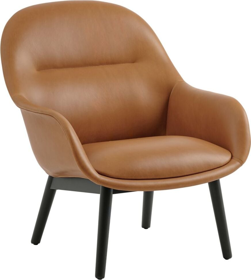 Fotel Fiber Lounge koniakowy brąz skóra na drewnianych nogach