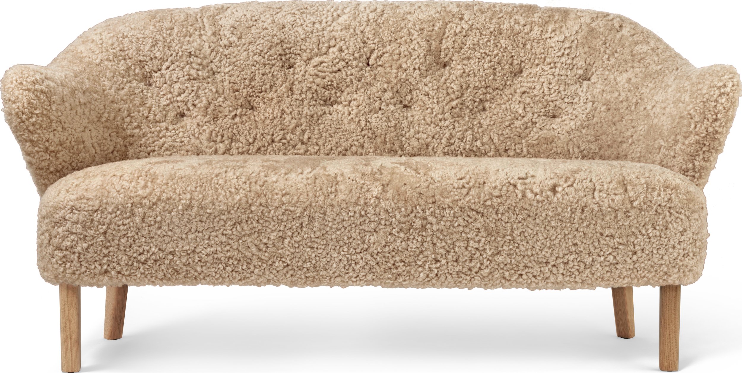 Sofa dwuosobowa Ingeborg Sheepskin beżowa na dębowych nogach