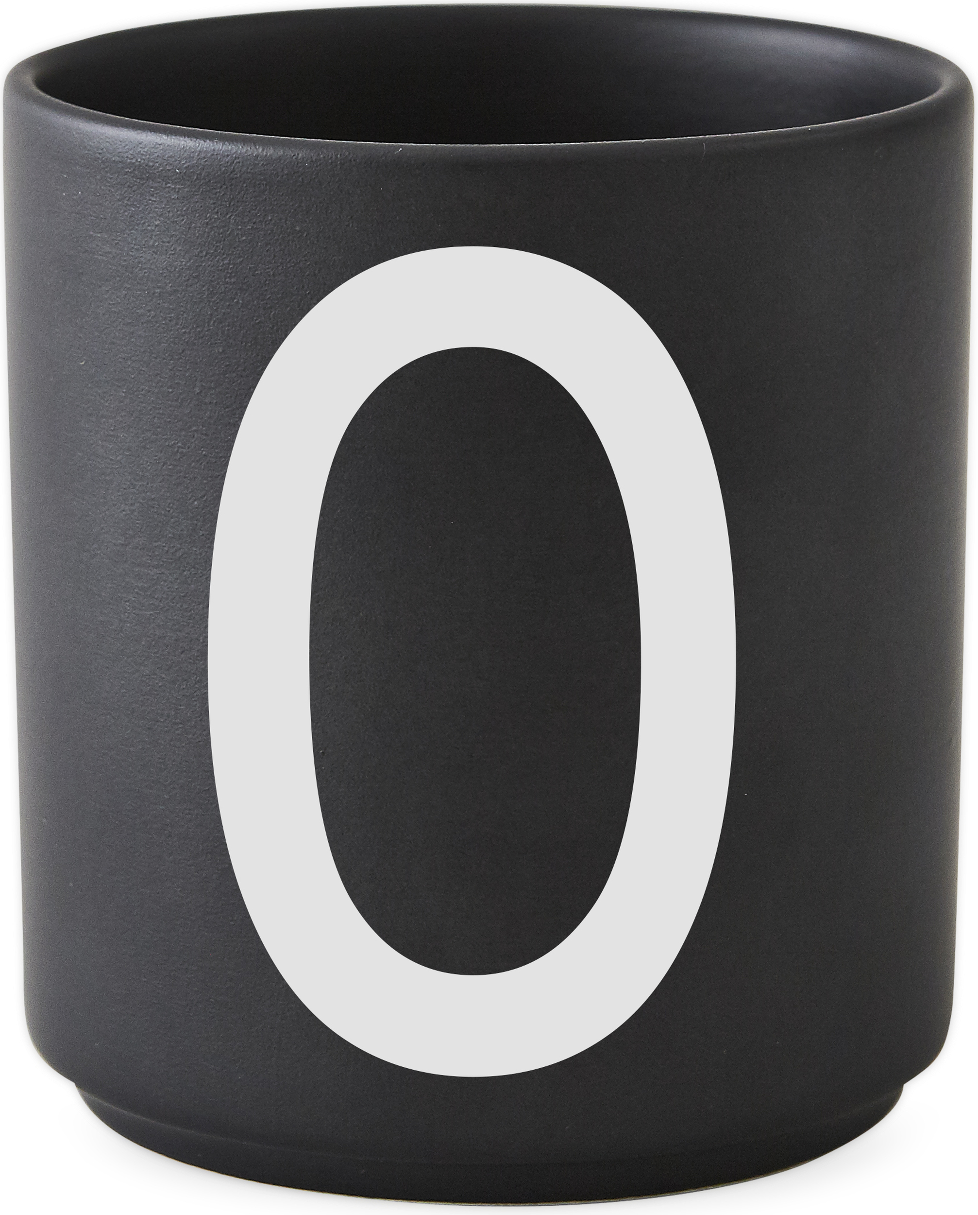 Kubek porcelanowy AJ czarny litera O