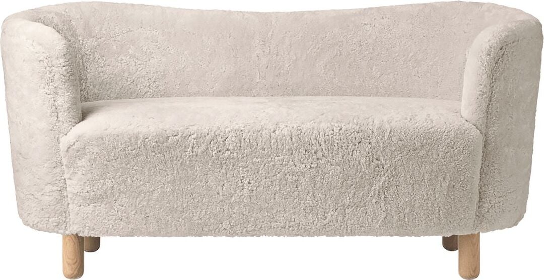 Sofa Mingle Sheepskin beżowa na dębowych nogach
